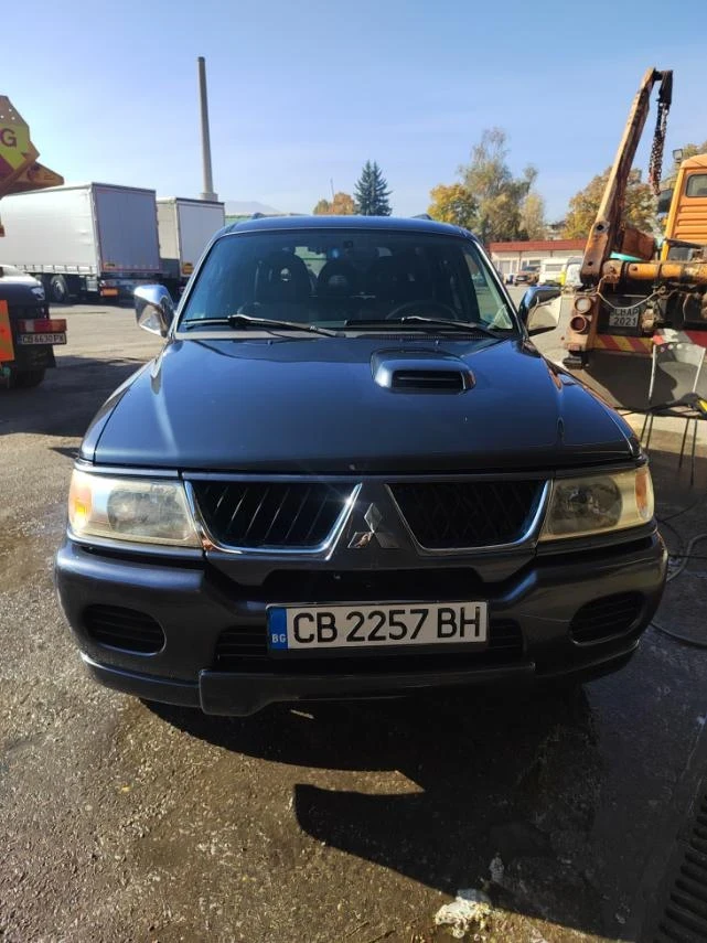 Mitsubishi Pajero, снимка 1 - Автомобили и джипове - 47733833