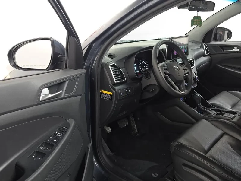 Hyundai Tucson Diesel 2.0 4Wd Smart, снимка 10 - Автомобили и джипове - 56130735