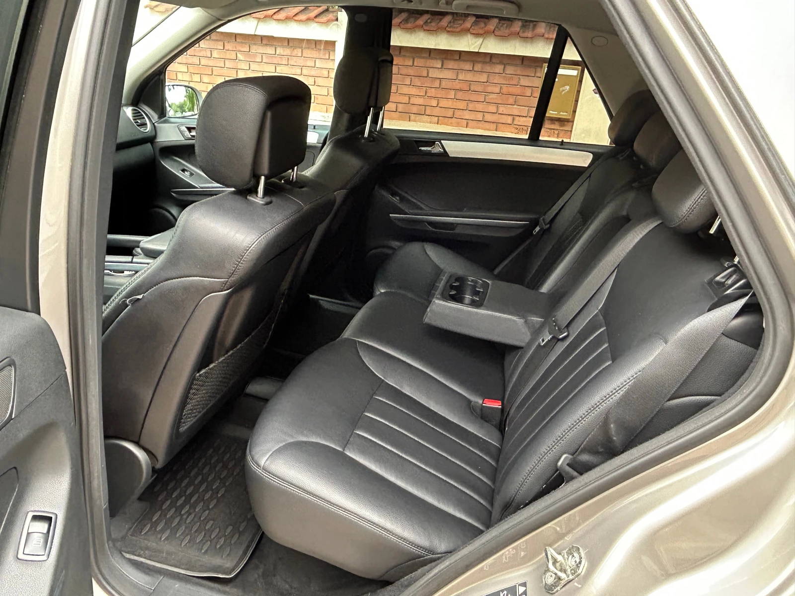 Mercedes-Benz ML 320 3.2CDI 224K - изображение 10