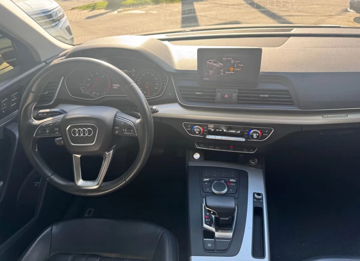 Audi Q5 KOMFORT * * CARFAX * * АВТО КРЕДИТ * *  - изображение 6