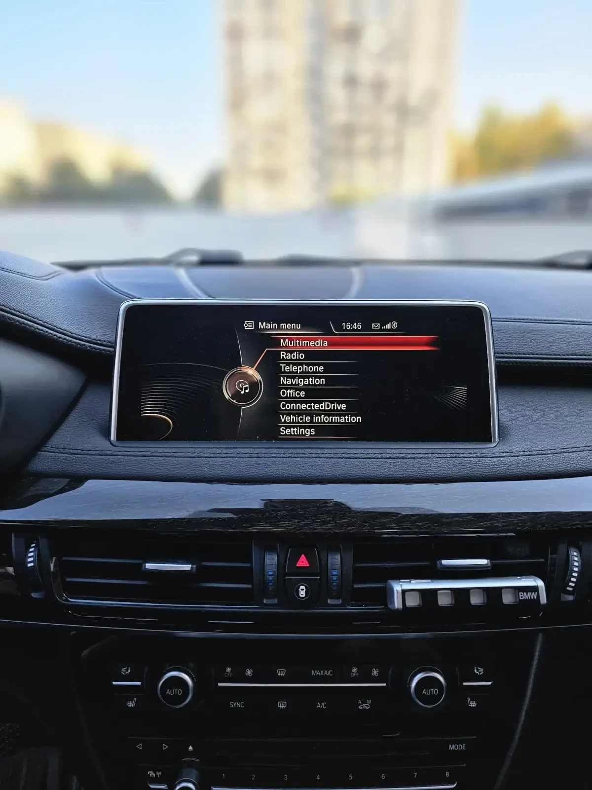 BMW X6 M50D | Mobile.bg   13