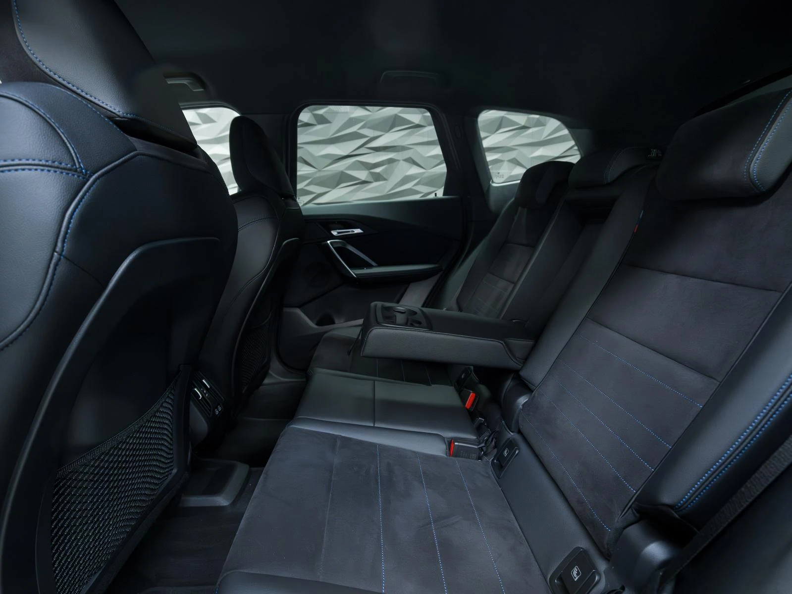 BMW X1 XDRIVE23d* M-PACK* CAMERA* ALCANTARA*  | Mobile.bg � ����������� 15