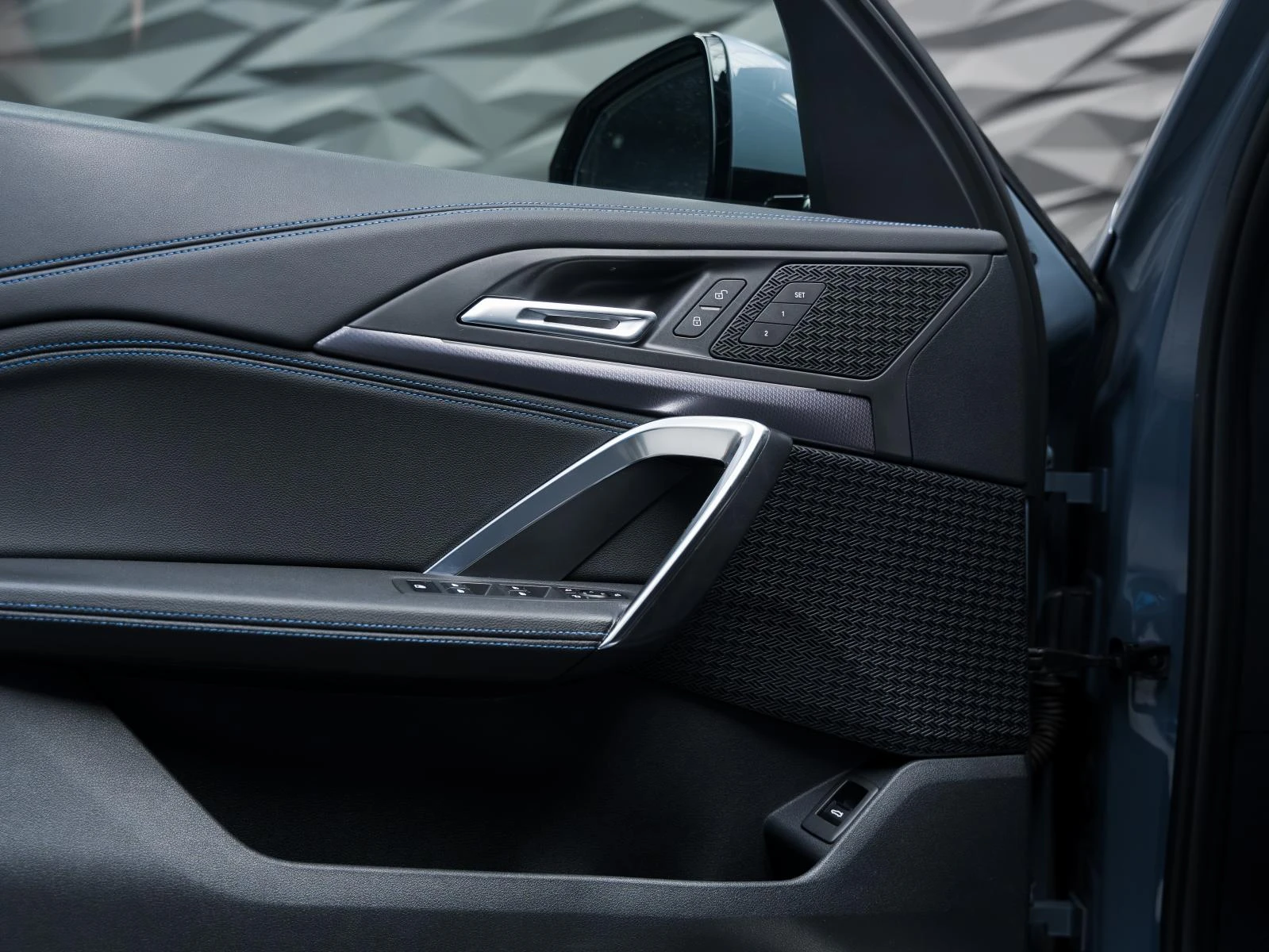 BMW X1 XDRIVE23d* M-PACK* CAMERA* ALCANTARA*  - изображение 9