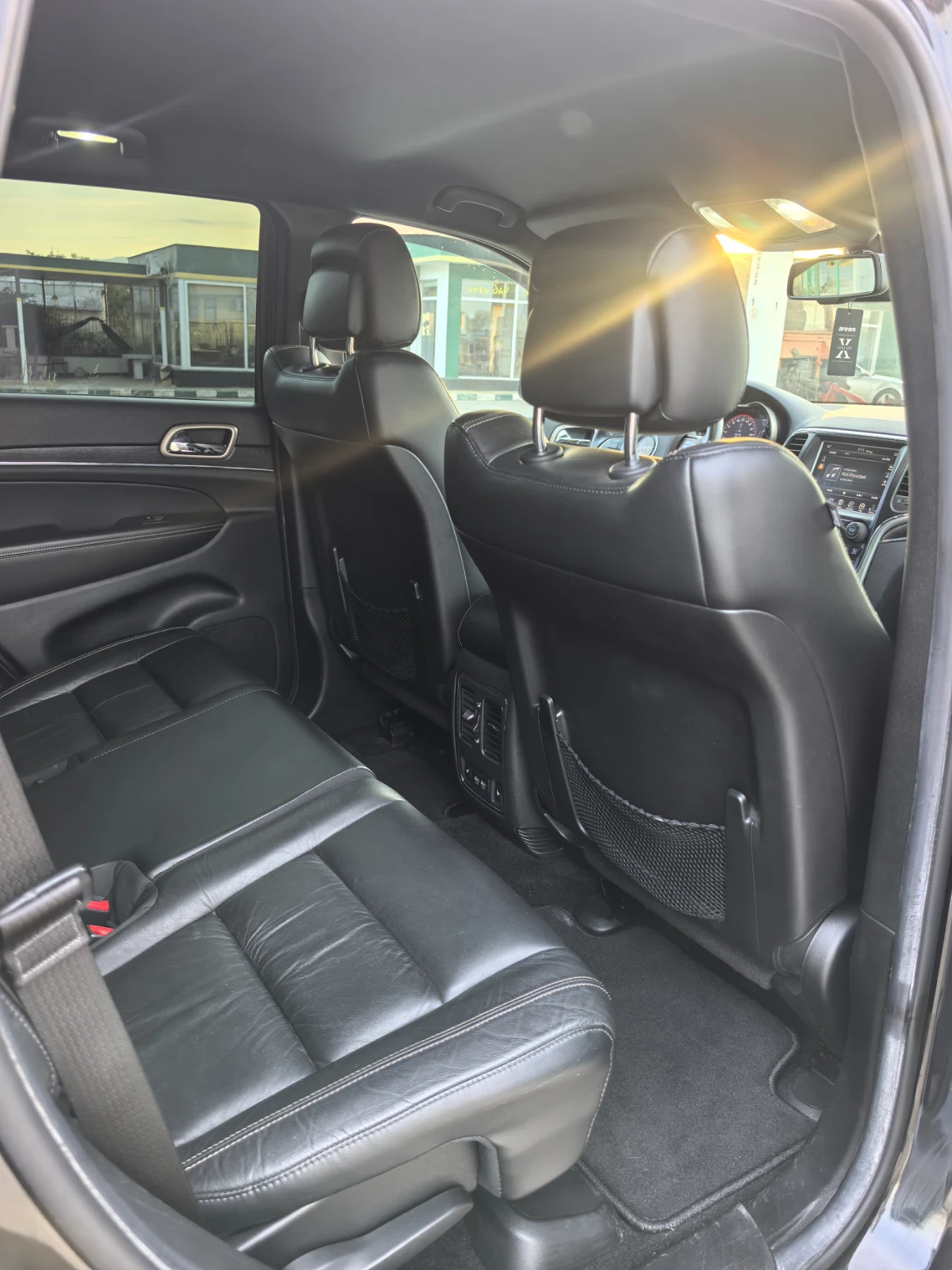 Jeep Grand cherokee 3.0 CRD , снимка 9 - Автомобили и джипове - 54427341