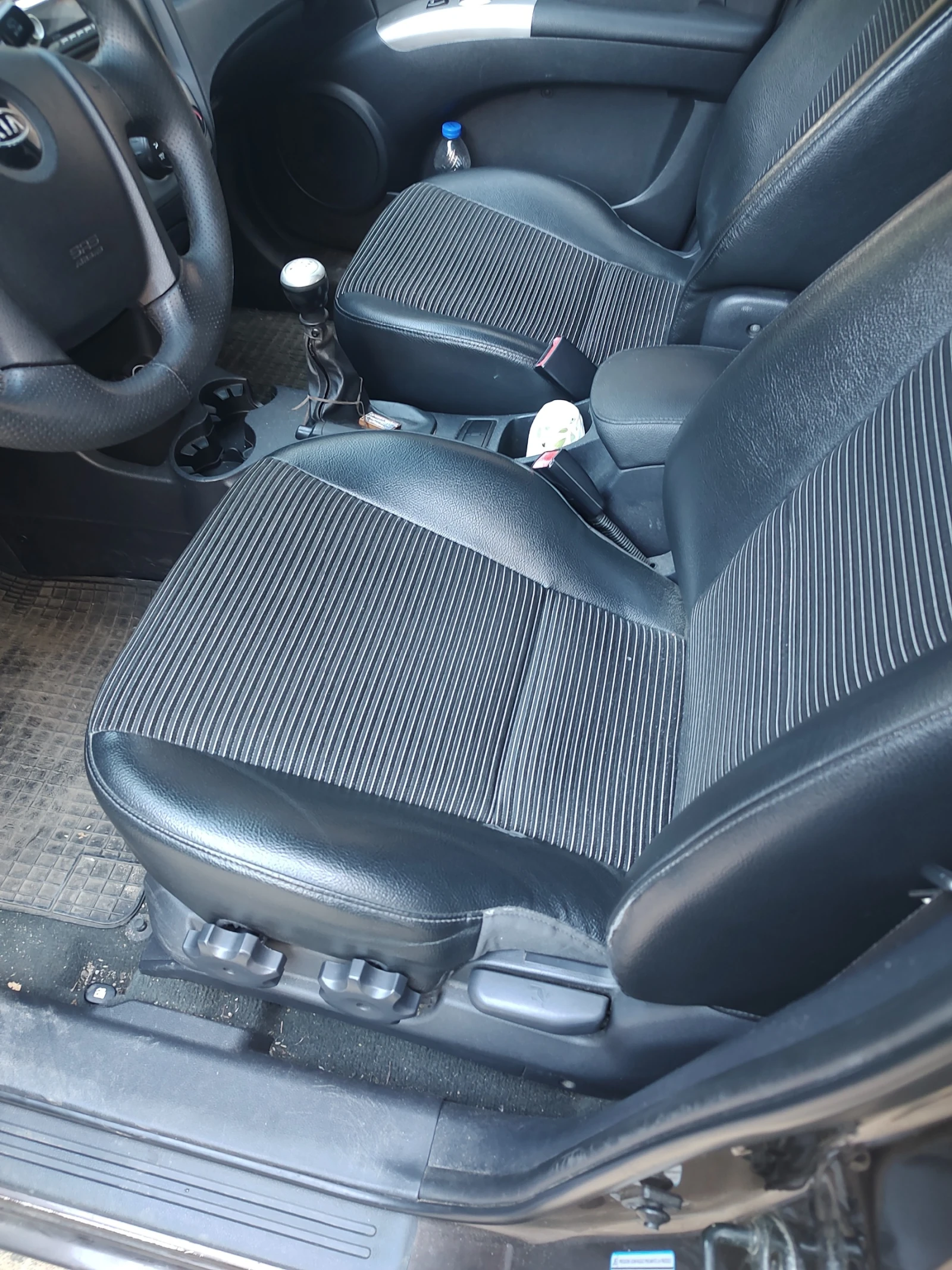 Kia Sportage, снимка 10 - Автомобили и джипове - 54511555