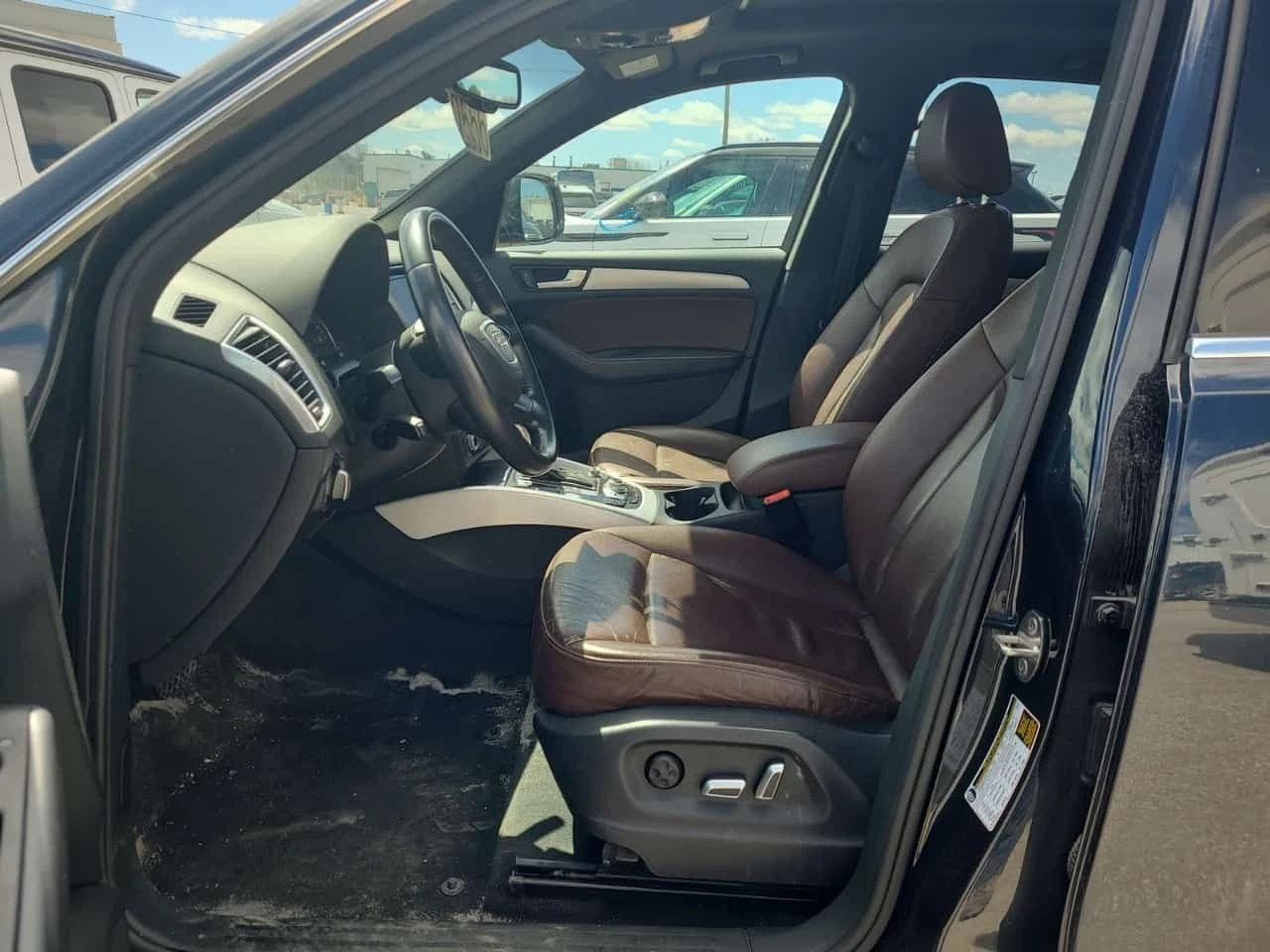 Audi Q5 * 2.0T PROGRESSIV * ОТ ПРЕДСТАВИТЕЛСТВО, снимка 8 - Автомобили и джипове - 54517944