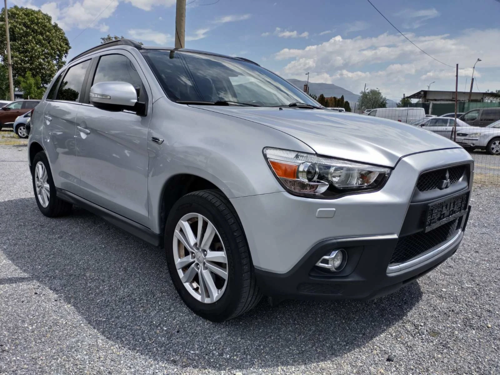 Mitsubishi ASX 1.6 - 117  к.с., снимка 5 - Автомобили и джипове - 54602046