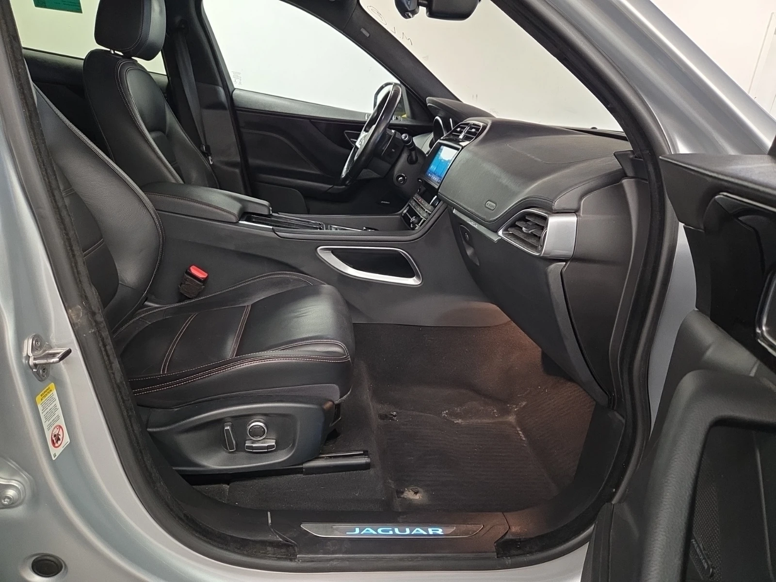 Jaguar F-PACE PRESTIGE, снимка 9 - Автомобили и джипове - 54992508