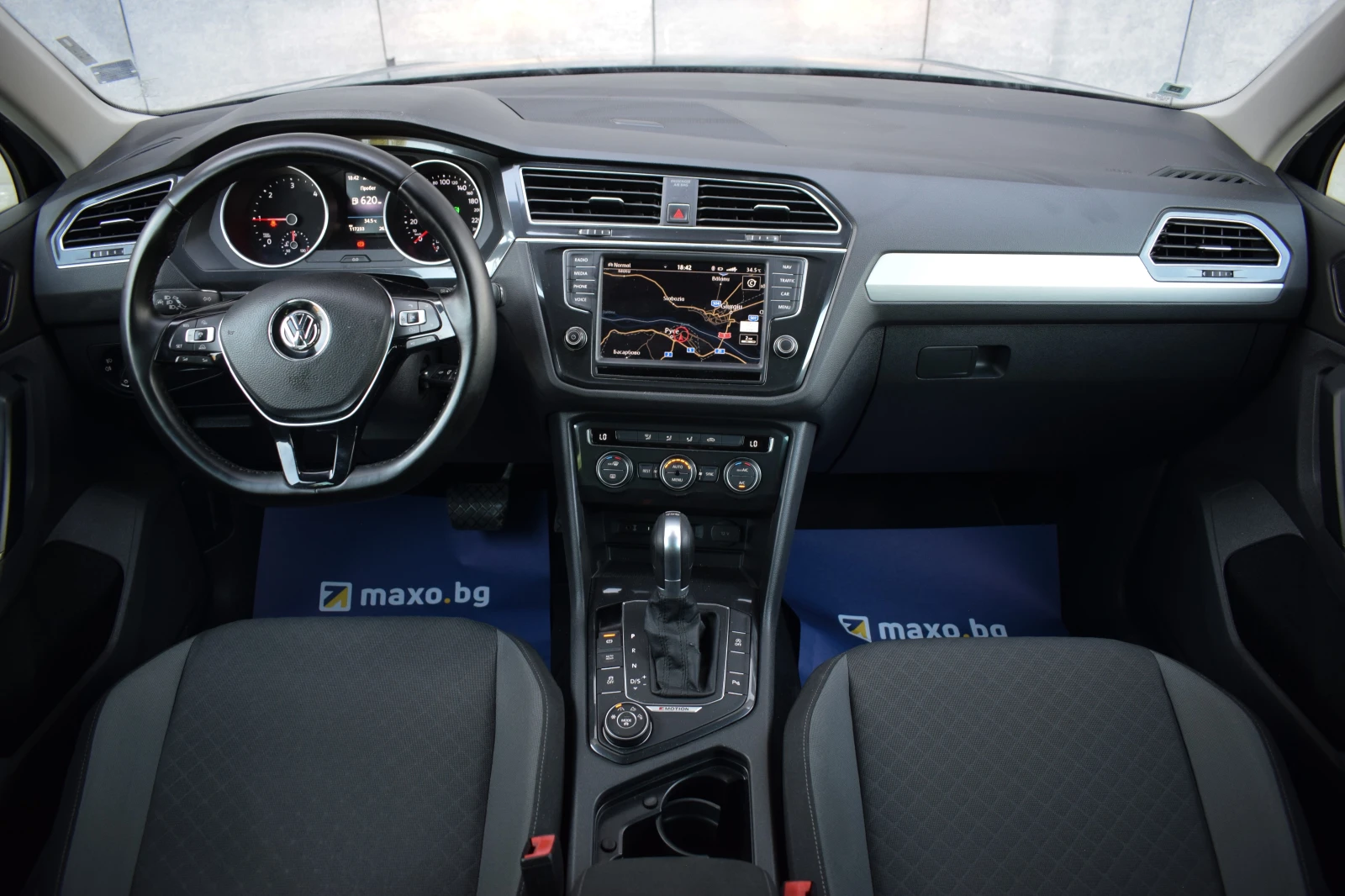 VW Tiguan 2.0TDI 150k.c. EXCLUSIVE 4-MOTION, снимка 11 - Автомобили и джипове - 55086517