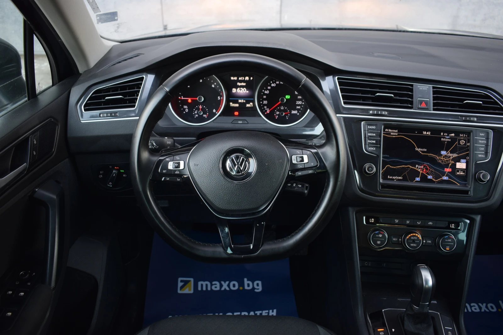 VW Tiguan 2.0TDI 150k.c. EXCLUSIVE 4-MOTION, снимка 9 - Автомобили и джипове - 55086517