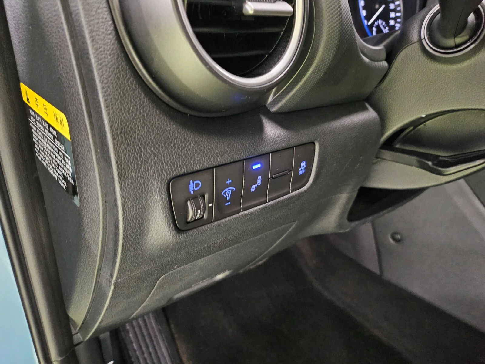 Hyundai Kona 1.6T Modern pop ������ ����* encareu.com | Mobile.bg � ����������� 11