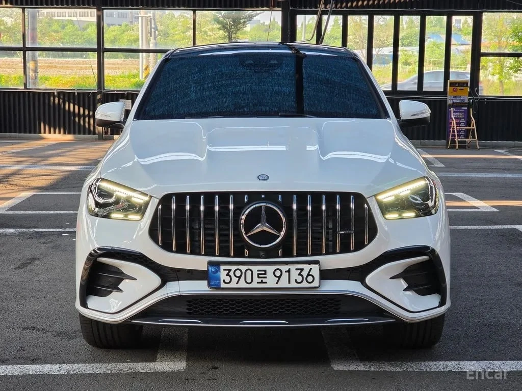 Mercedes-Benz GLE 53 4MATIC AMG COUPE/ОБДУХВАНЕ/ПАНОРАМА/BURMESTER/360, снимка 2 - Автомобили и джипове - 55954161