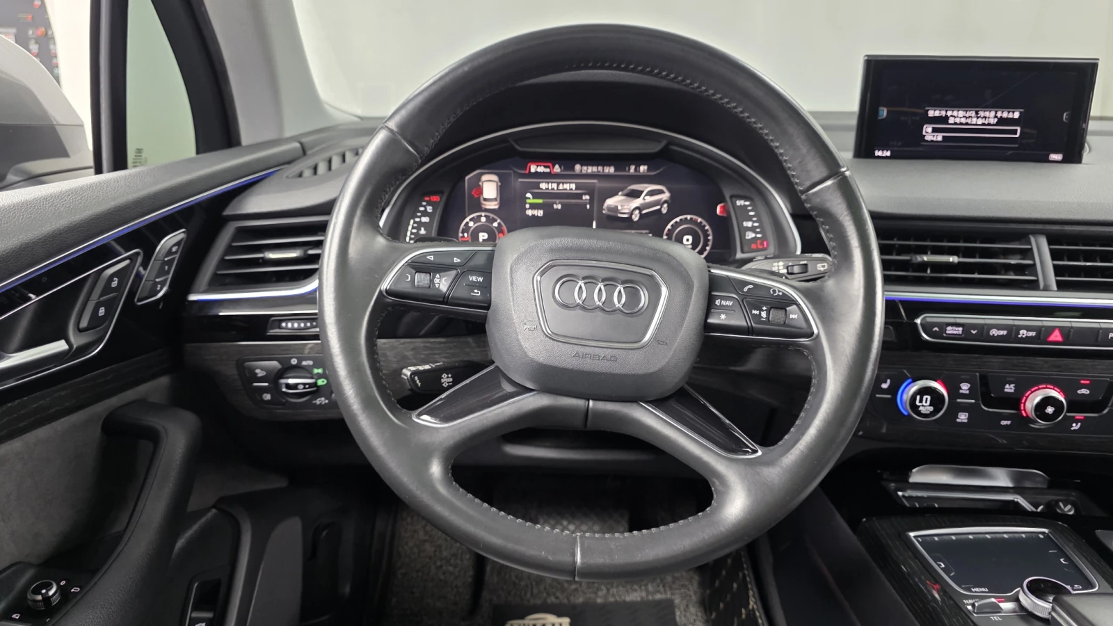 Audi Q7 35 TDI quattro* ЕЛ. БАГАЖНИК* ЛЮК* КРАЙНА ЦЕНА, снимка 12 - Автомобили и джипове - 55984080