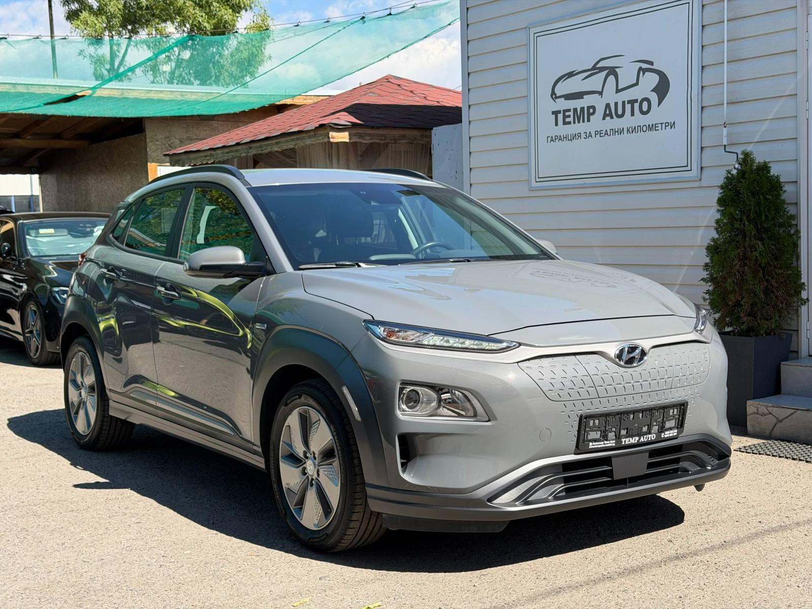Hyundai Kona В ГАРАНЦИЯ* СЕРВИЗНА КНИЖКА С ПЪЛНА ИСТОРИЯ , снимка 3 - Автомобили и джипове - 56138200