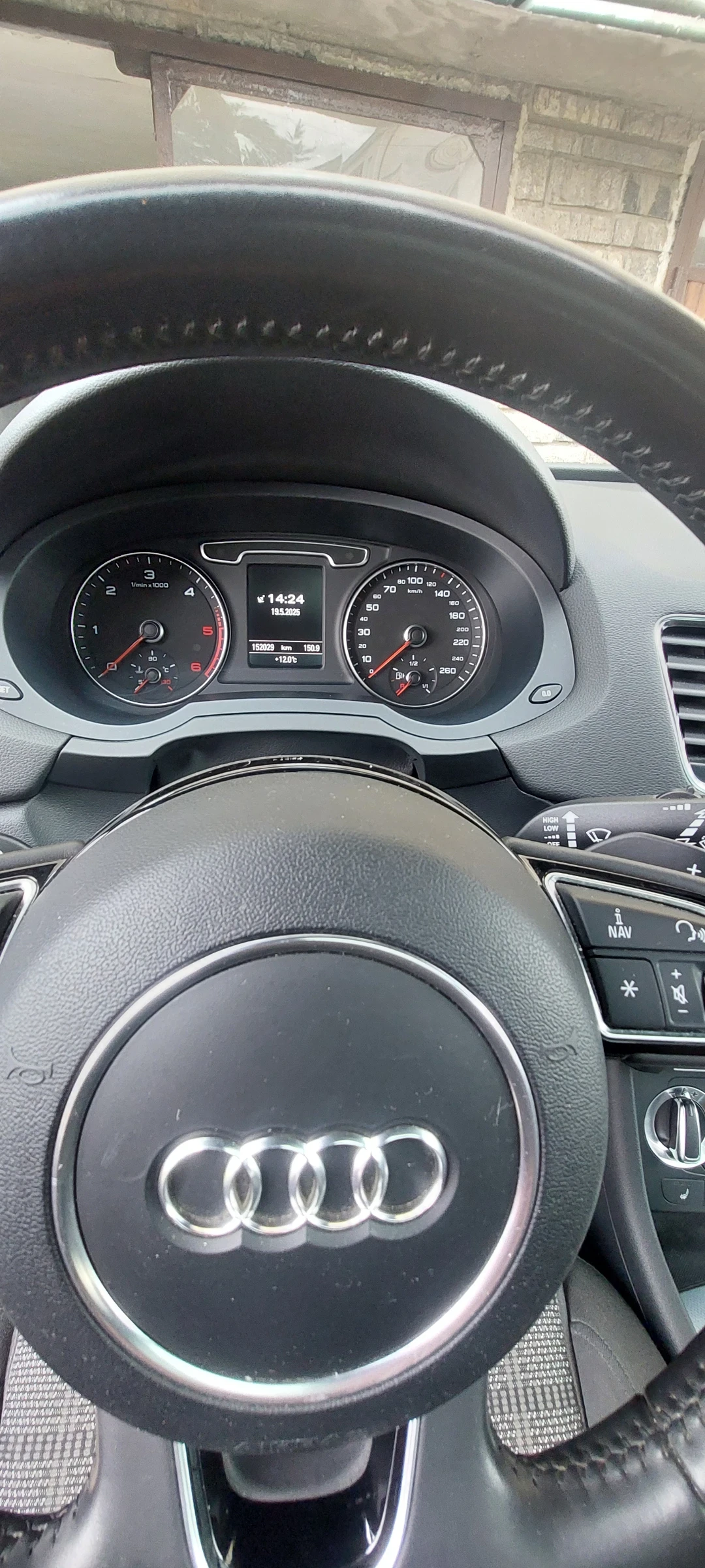 Audi Q3 Full Full Full!!!, снимка 6 - Автомобили и джипове - 56636598