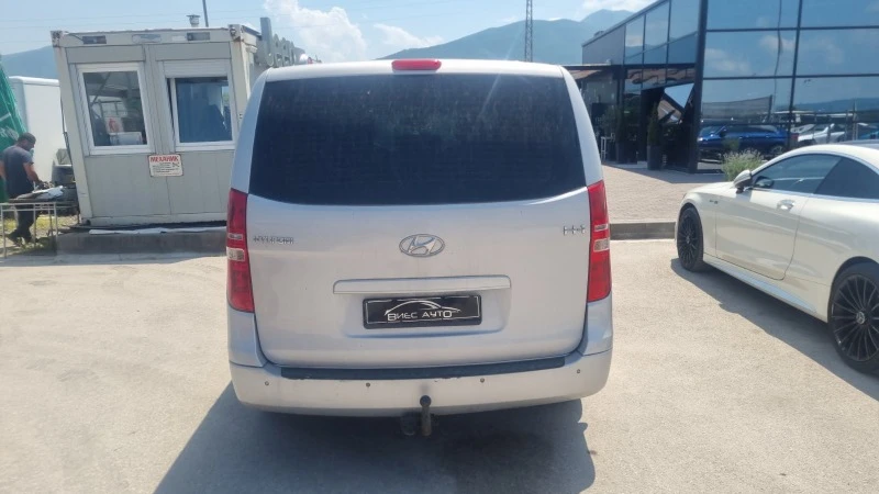 Hyundai H1 2.5CRDI, снимка 5 - Бусове и автобуси - 46057932