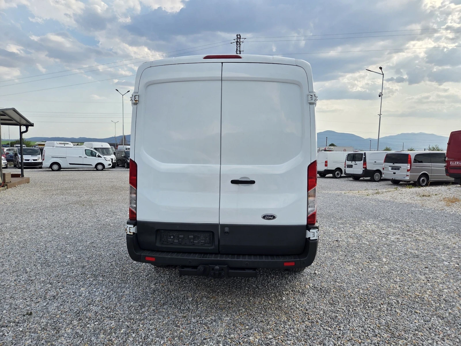 Ford Transit Хладилен, Климатик, Автомат, ЕВРО 6 - изображение 4