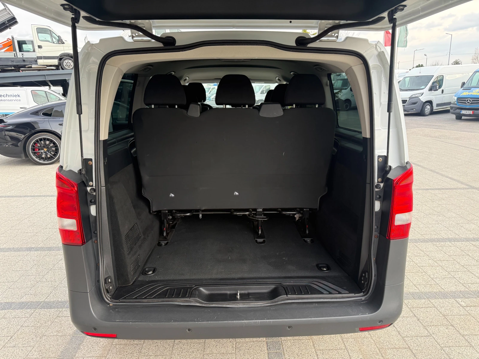 Mercedes-Benz Vito Tourer Long 9-местен Клима Euro 6 , снимка 17 - Бусове и автобуси - 53916316