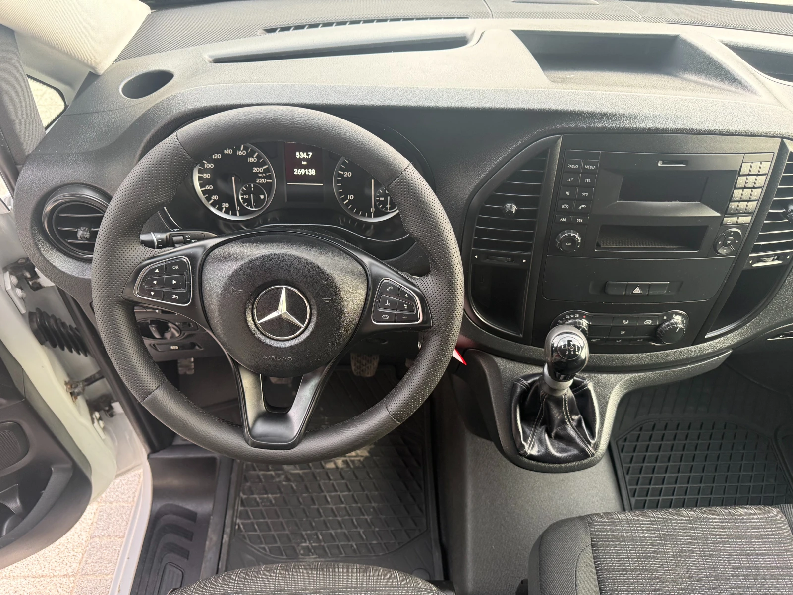 Mercedes-Benz Vito Tourer Long 9-местен Клима Euro 6 , снимка 14 - Бусове и автобуси - 53916316