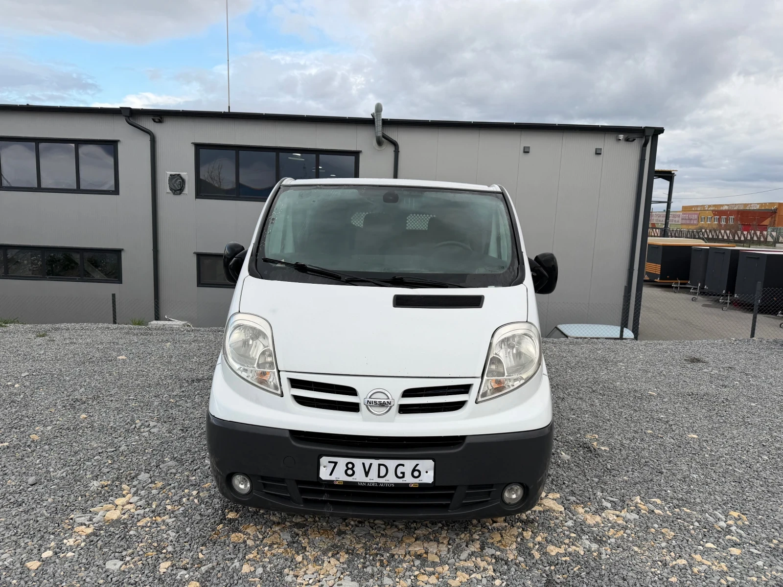 Renault Trafic 2.5 tdi MAXI KLIMATIK, снимка 2 - Бусове и автобуси - 54151775