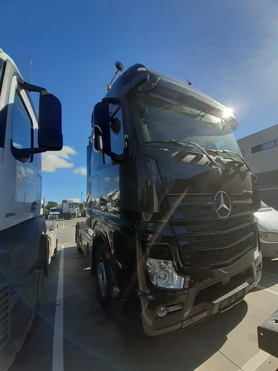 Mercedes-Benz Actros, снимка 3 - Камиони - 53964752