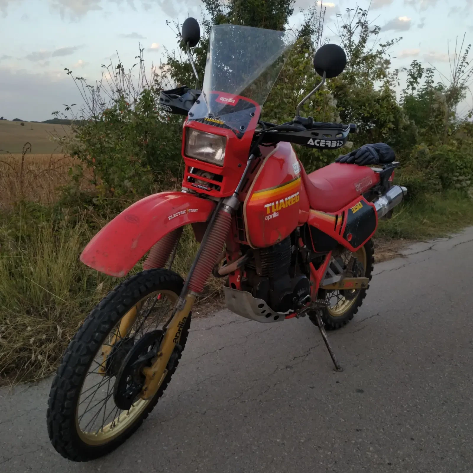 Aprilia Tuareg 350 - изображение 2