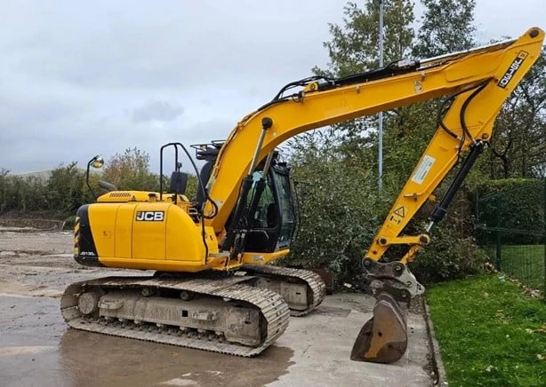 Багер JCB JS130 LC , снимка 3 - Индустриална техника - 48690483