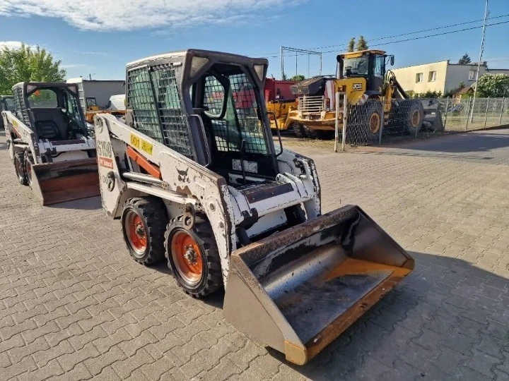 Мини челни товарачи Bobcat S 100