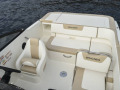Моторна яхта Bayliner VR5 - изображение 10