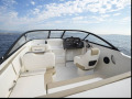 Моторна яхта Bayliner VR5 - изображение 9