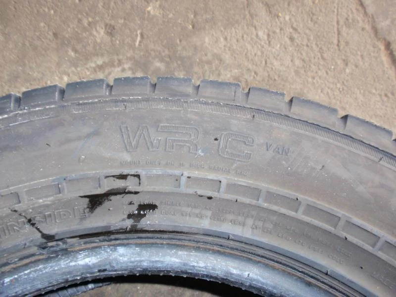 Гуми Всесезонни 215/65R16, снимка 8 - Гуми и джанти - 8933672