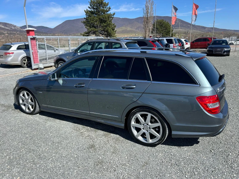 Mercedes-Benz C 300 (КАТО НОВА)^(AMG), снимка 9 - Автомобили и джипове - 43453755