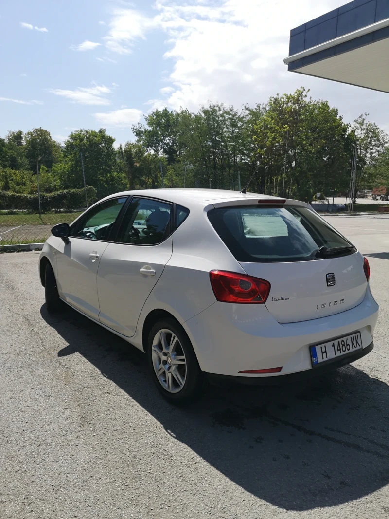 Seat Ibiza, снимка 5 - Автомобили и джипове - 47093373