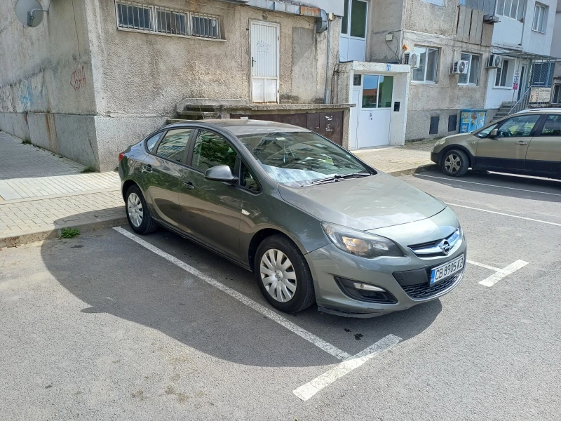 Opel Astra, снимка 3 - Автомобили и джипове - 47496171