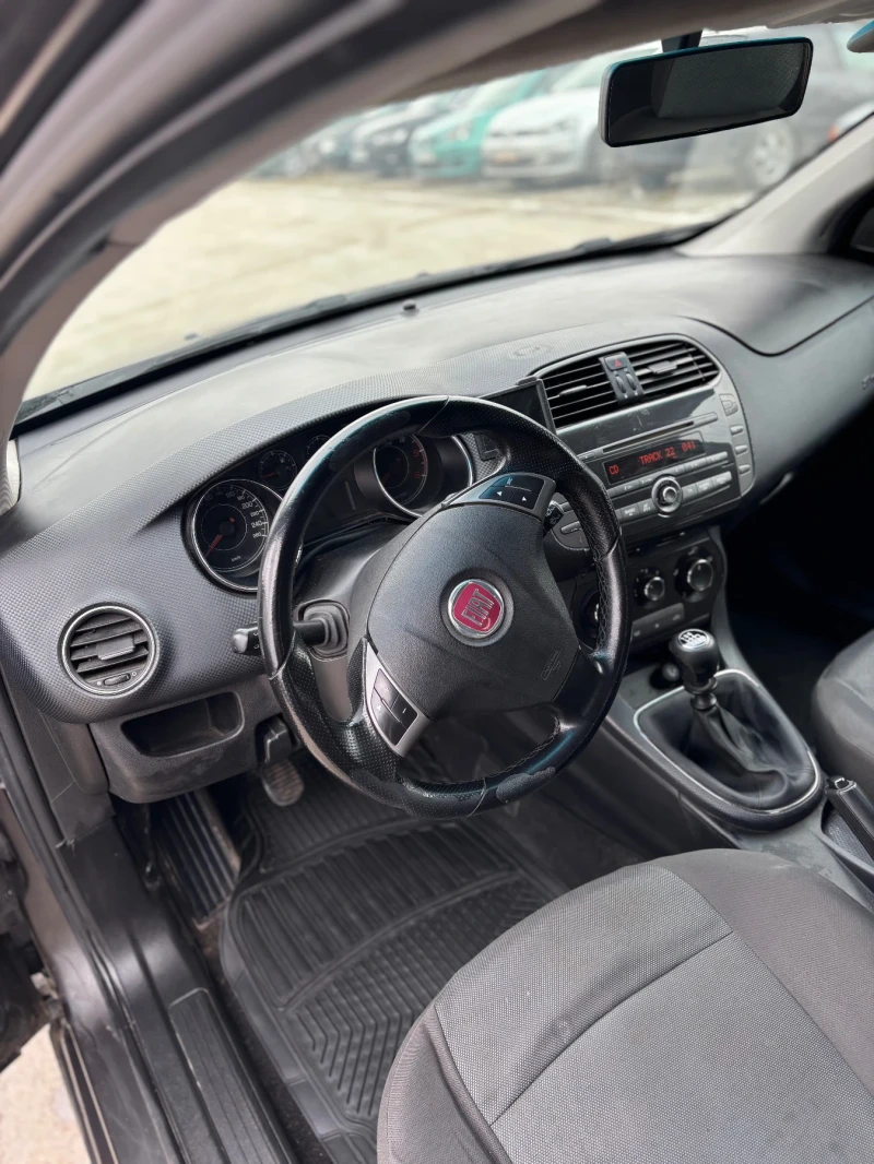 Fiat Bravo 1.6 MultiJet , снимка 7 - Автомобили и джипове - 49315818