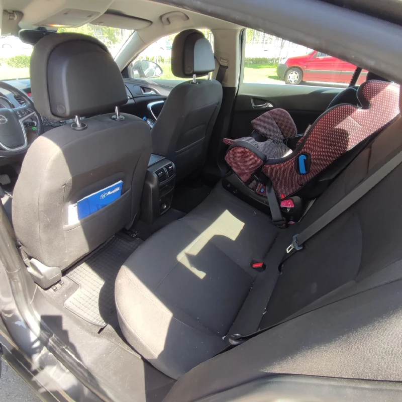 Opel Insignia 1.6 16V turbo LPG, снимка 10 - Автомобили и джипове - 53031486