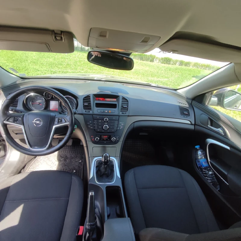 Opel Insignia 1.6 16V turbo LPG, снимка 9 - Автомобили и джипове - 53031486