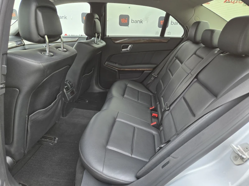Mercedes-Benz E 350 КОЛЕДНА ПРОМОЦИЯ= АВТОМАТ= 4Х4= NAVI= КСЕНОН= КОЖА, снимка 9 - Автомобили и джипове - 52067751