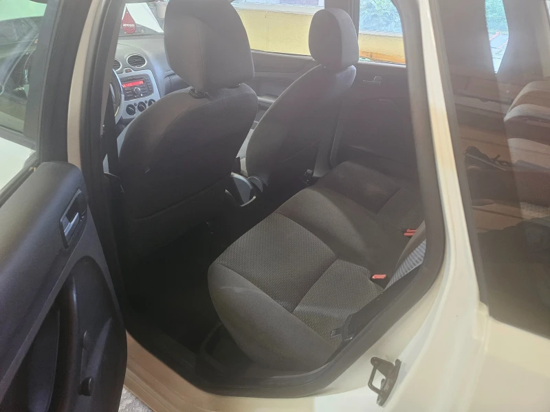 Ford Focus Газ-инж-Гаражен, снимка 12 - Автомобили и джипове - 52650548