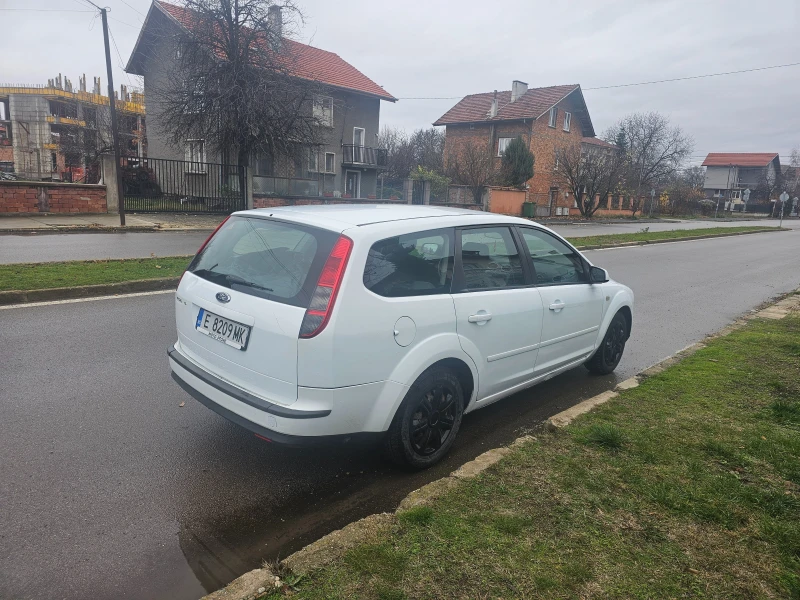 Ford Focus Газ-инж-Гаражен, снимка 9 - Автомобили и джипове - 52650548