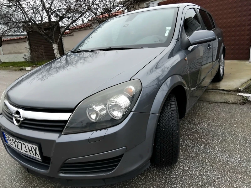 Opel Astra 1.6i.105k+ КЛИМА. ГАЗОВ ИНЖЕКЦИОН. 2005г, снимка 11 - Автомобили и джипове - 53294306