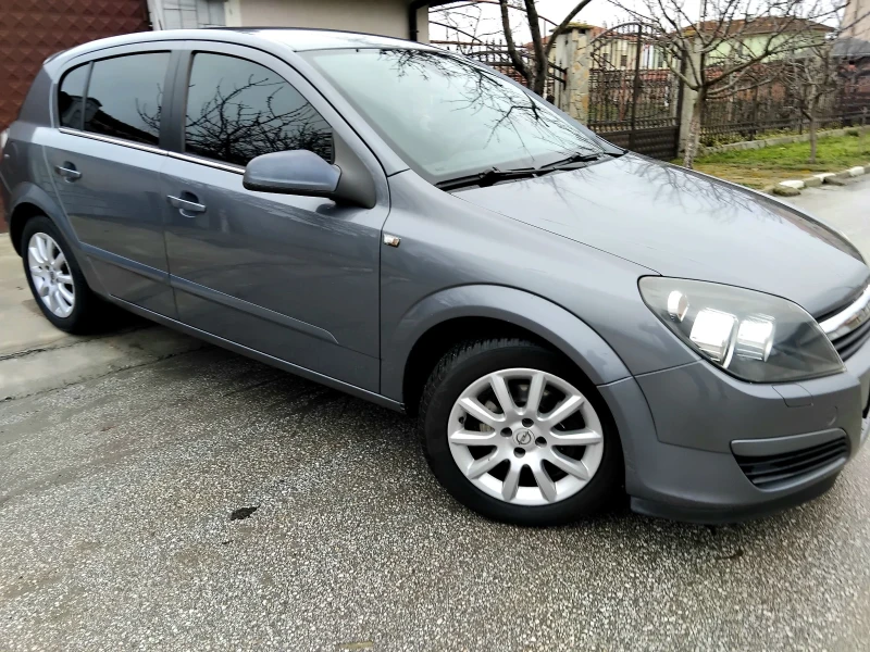 Opel Astra 1.6i.105k+ КЛИМА. ГАЗОВ ИНЖЕКЦИОН. 2005г, снимка 4 - Автомобили и джипове - 53294306