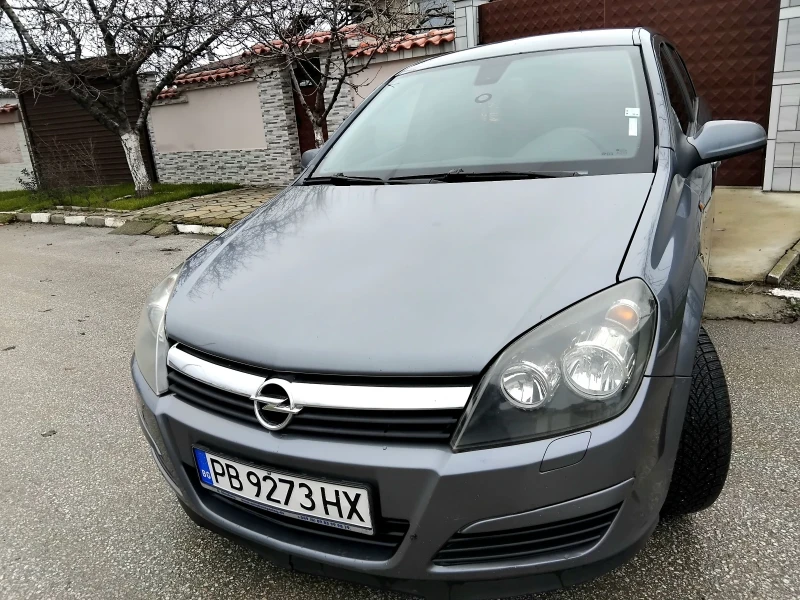 Opel Astra 1.6i.105k+ КЛИМА. ГАЗОВ ИНЖЕКЦИОН. 2005г, снимка 9 - Автомобили и джипове - 53294306