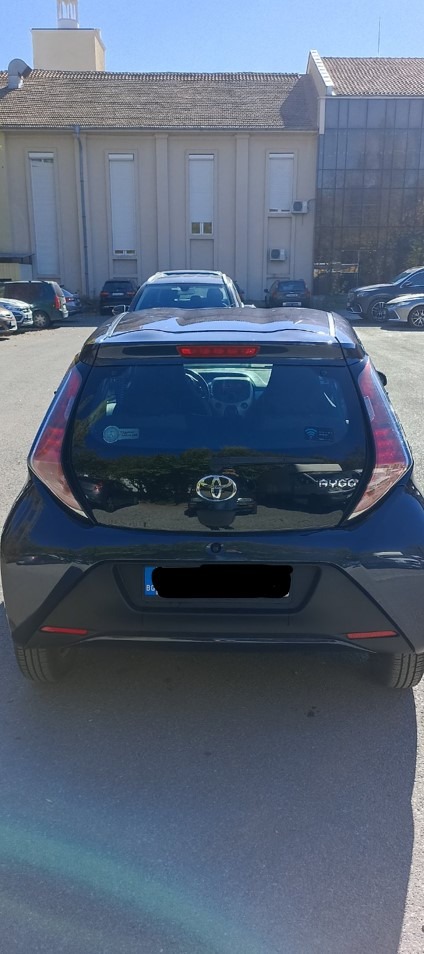 Toyota Aygo, снимка 3 - Автомобили и джипове - 45708899