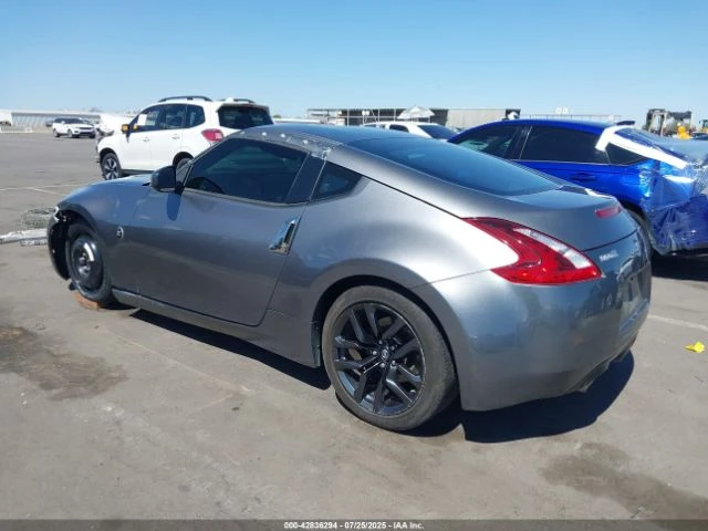 Nissan 370Z Sport Tech - изображение 3