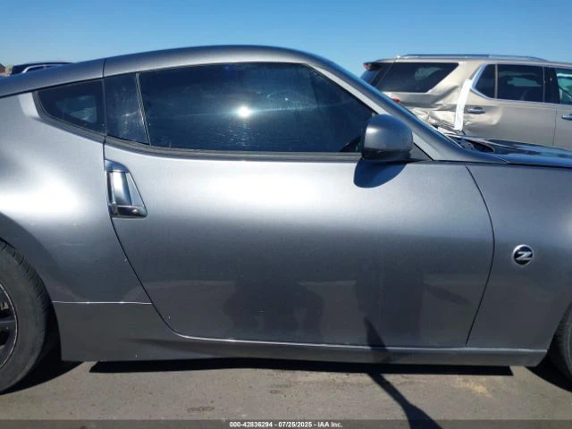 Nissan 370Z Sport Tech - изображение 7