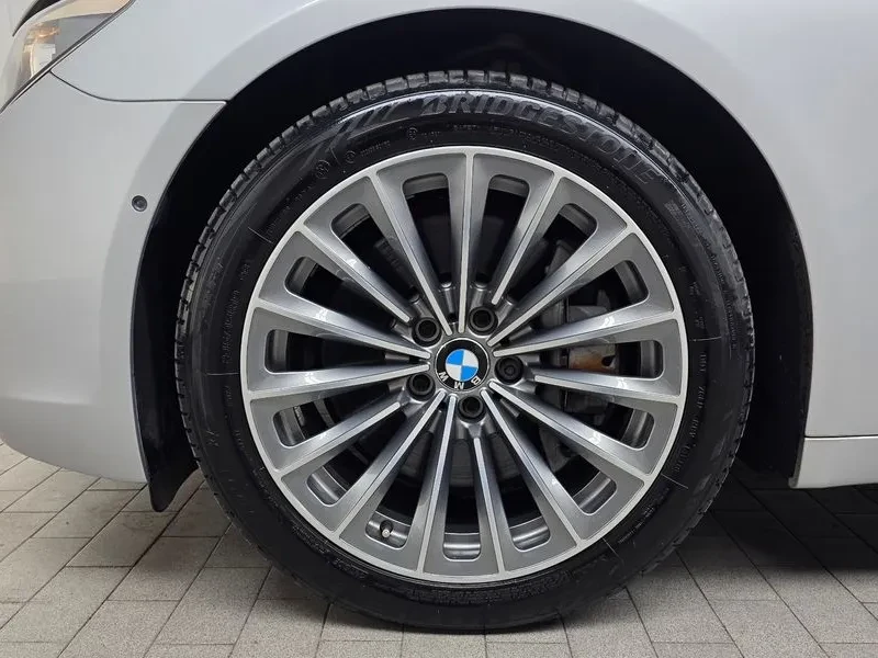 BMW 730, снимка 5 - Автомобили и джипове - 54600933