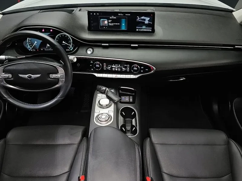 Genesis GV70 2.5T 2Wd, снимка 3 - Автомобили и джипове - 55185028