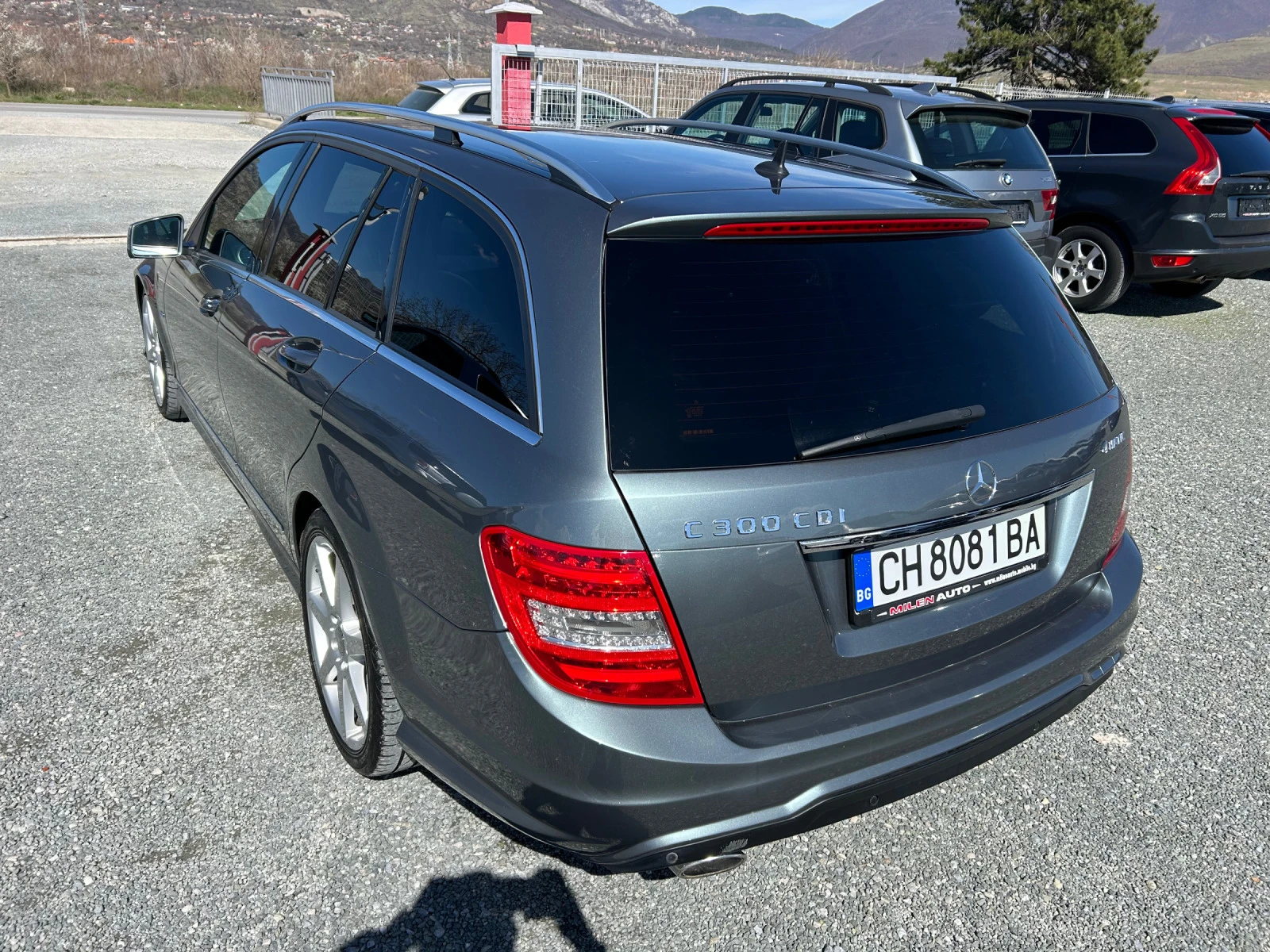 Mercedes-Benz C 300 (КАТО НОВА)^(AMG)^(4-MATIC) - изображение 8