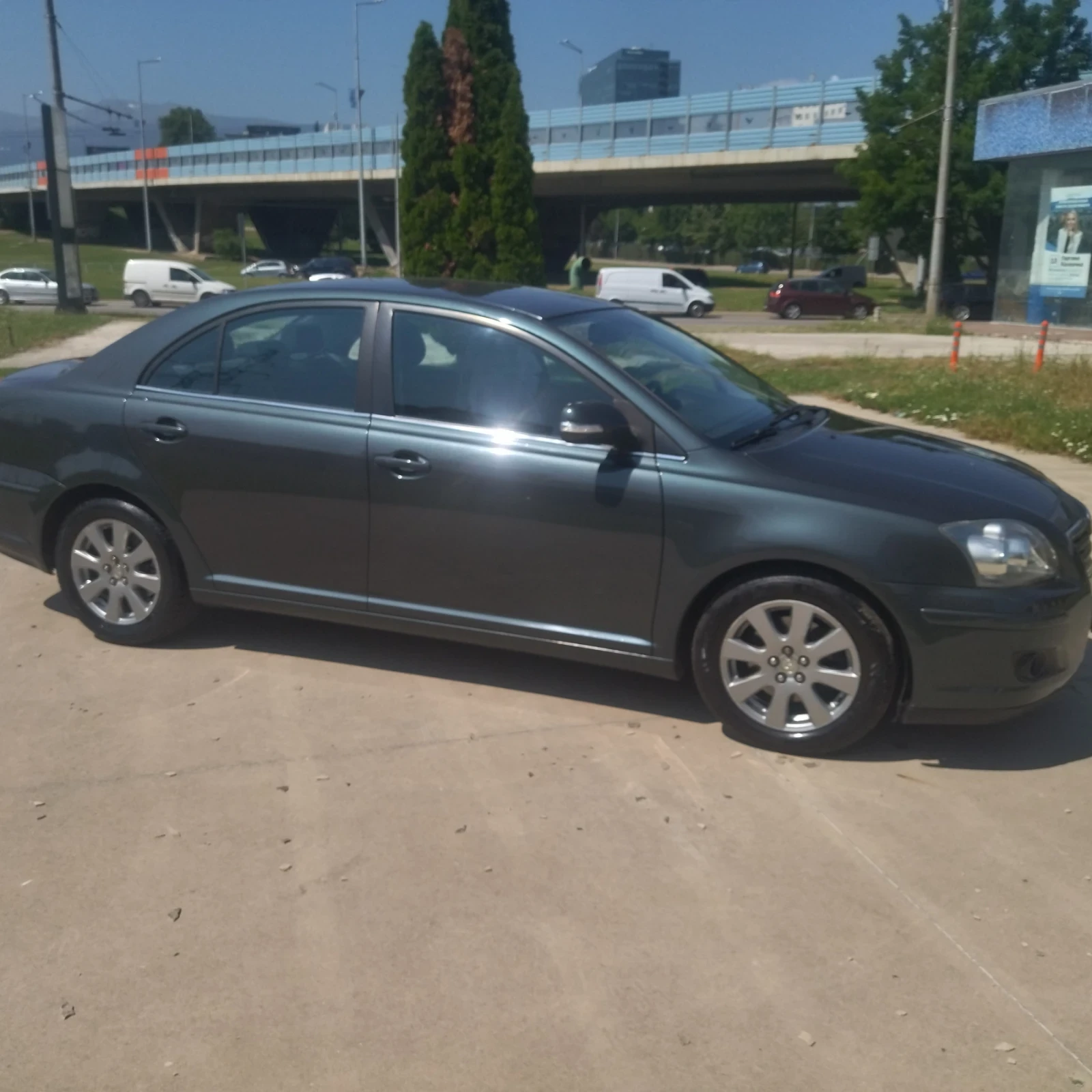 Toyota Avensis D4D - изображение 2